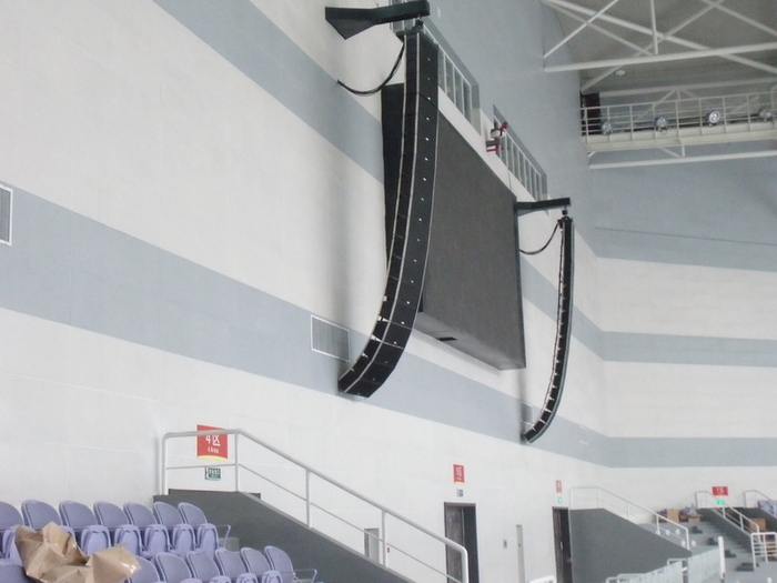 線陣列揚聲器系統