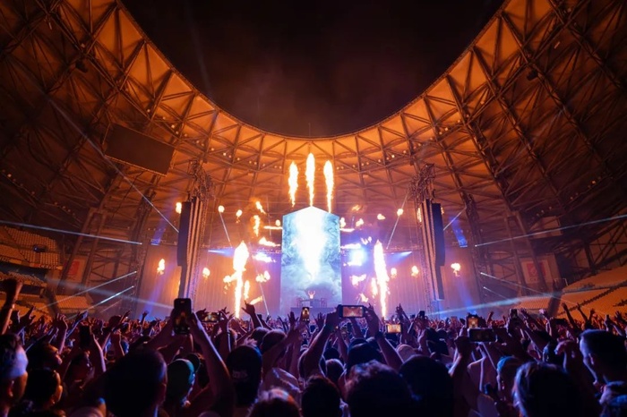 體育場館音響系統